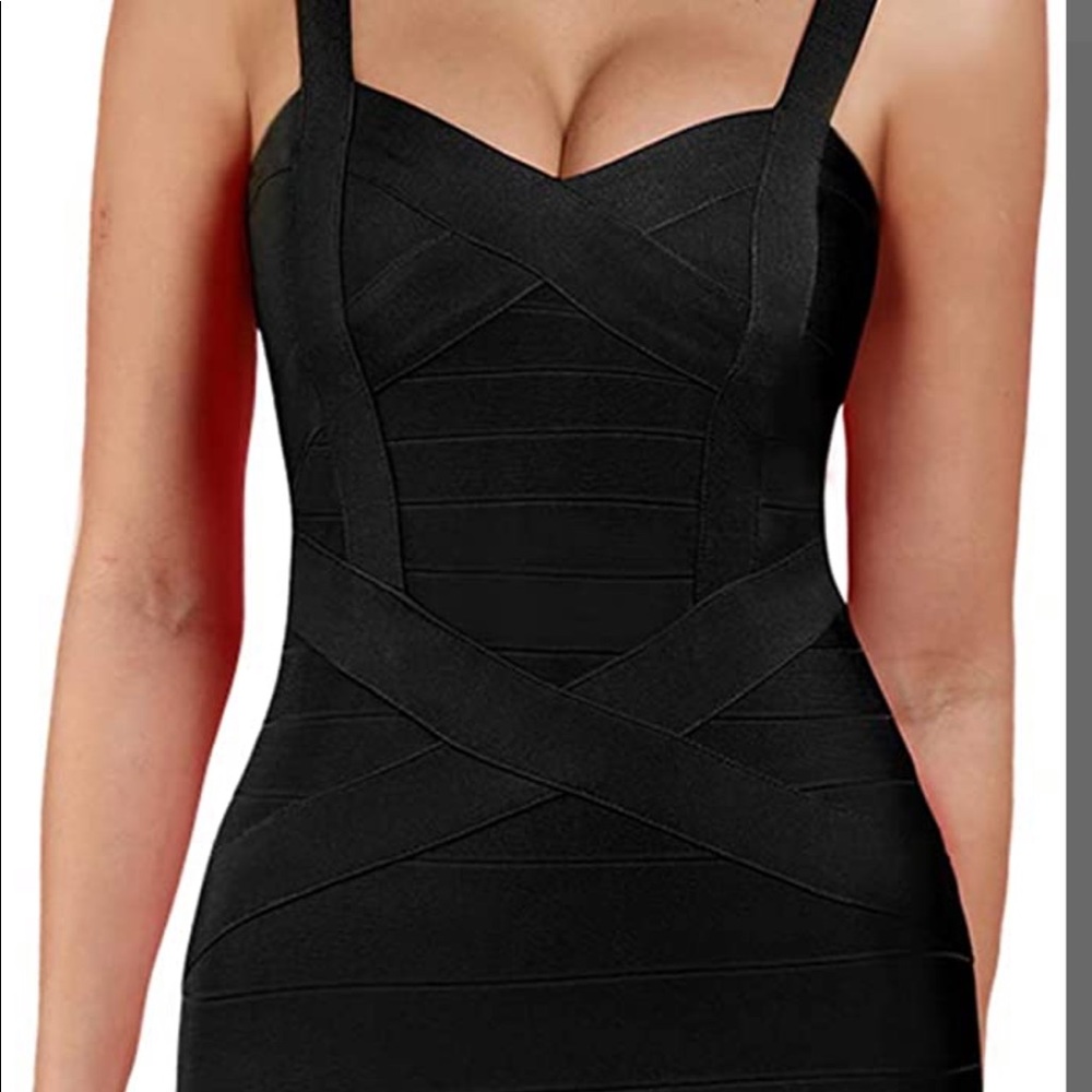 Black bodycon dress
